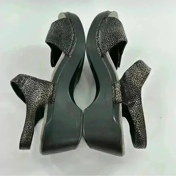 Dansko sonnet shimmer sandals 38 7.5-8 black silver orthopedic mermaid core - Picture 6 of 13